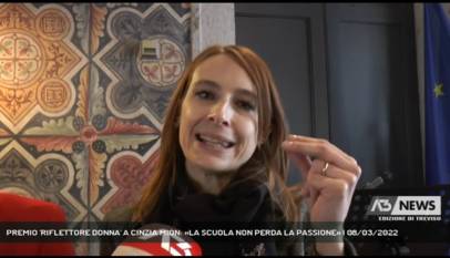 TREVISO | PREMIO 'RIFLETTORE DONNA' A CINZIA MION: «LA SCUOLA NON PERDA LA PASSIONE»